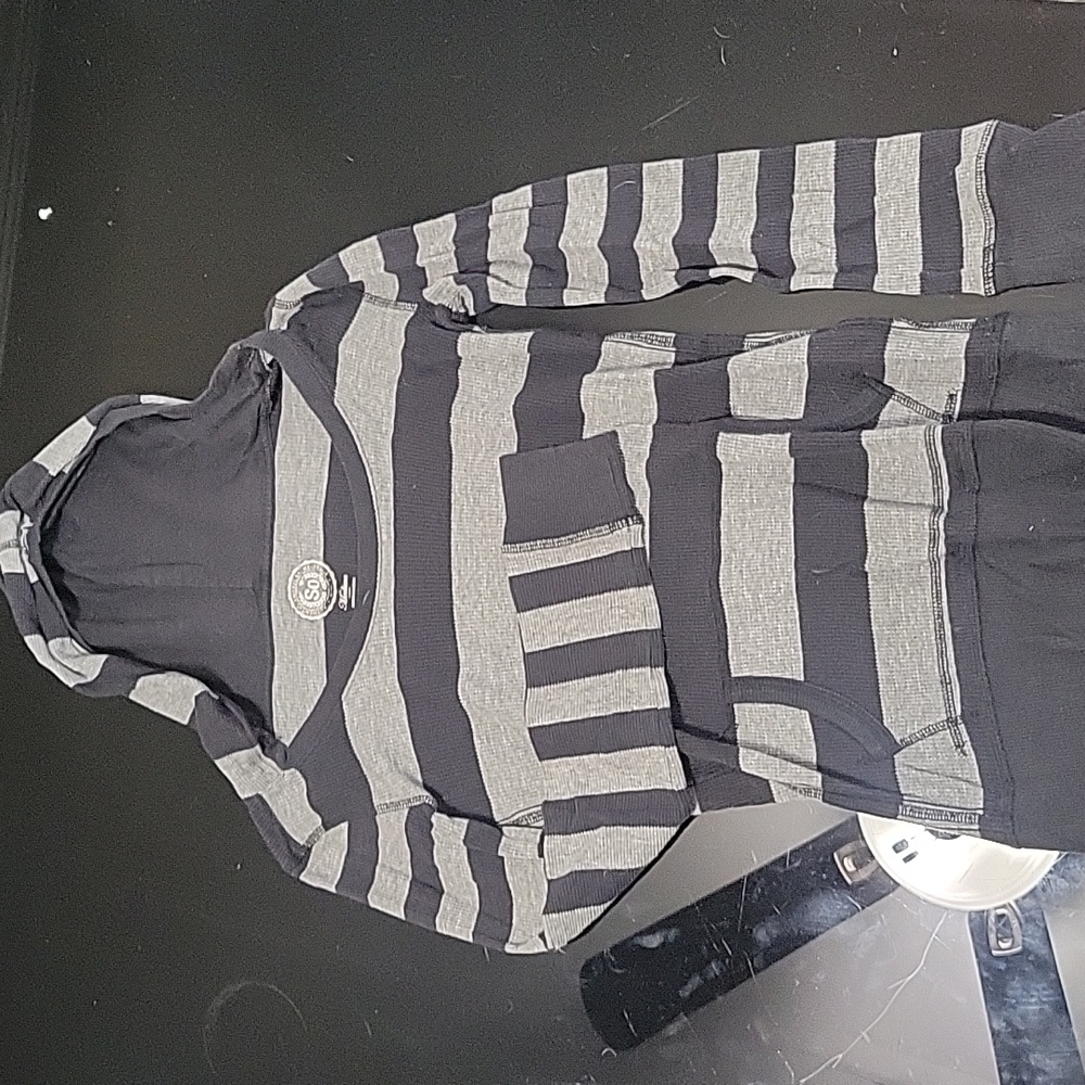 Hooded long sleeve sweater